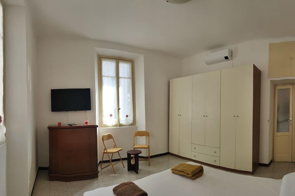 Casa J Apartment โกโม ภายนอก รูปภาพ